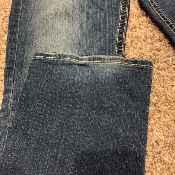 Women’s Silver Jean Co. Suki Mid Slim Boot Super Stretch Jeans - Picture 7 of 8